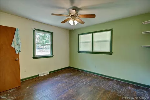 1742 Azalea Point Rd, Gloucester Point, VA 23062 photo 16