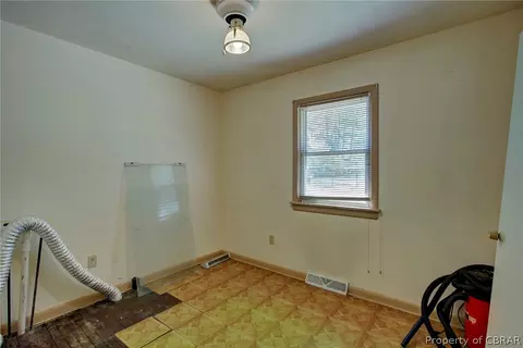 1742 Azalea Point Rd, Gloucester Point, VA 23062 photo 18