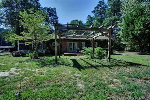 1742 Azalea Point Rd, Gloucester Point, VA 23062 photo 23