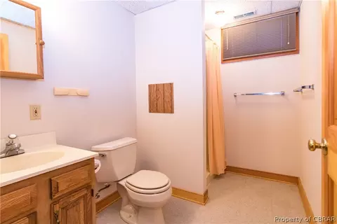 829 Plainview Rd, Topping, VA 23169 photo 27