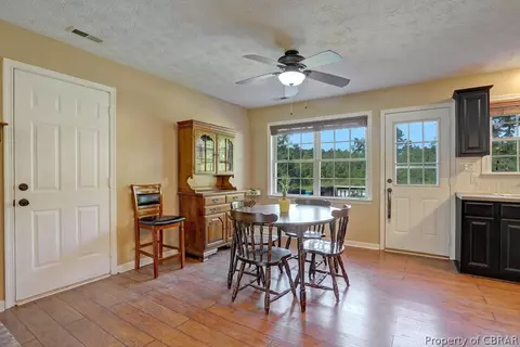 8822 Indian Rd, Gloucester, VA 23061 photo 6