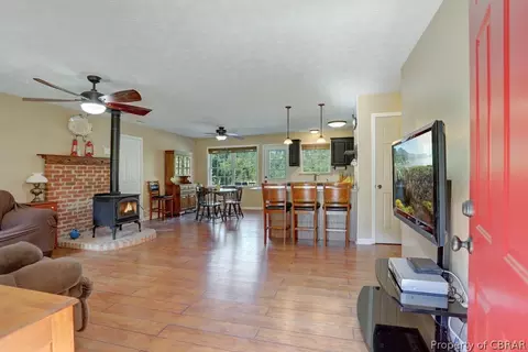 8822 Indian Rd, Gloucester, VA 23061 photo 1
