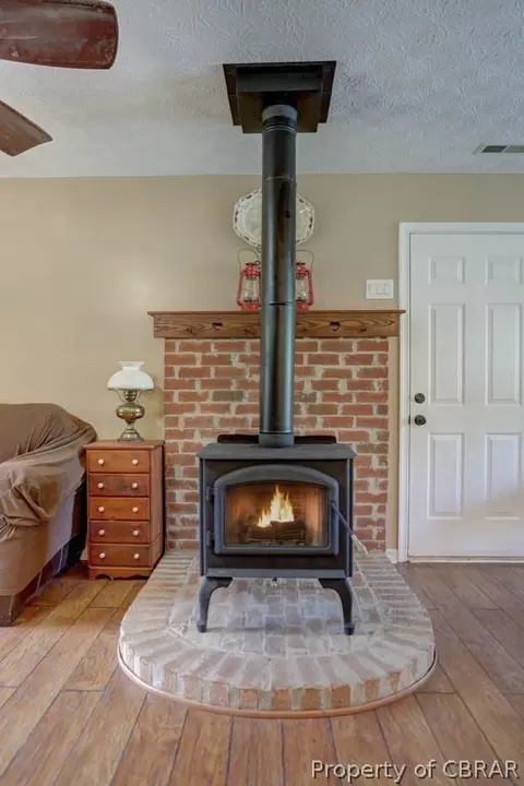 8822 Indian Rd, Gloucester, VA 23061 photo 5