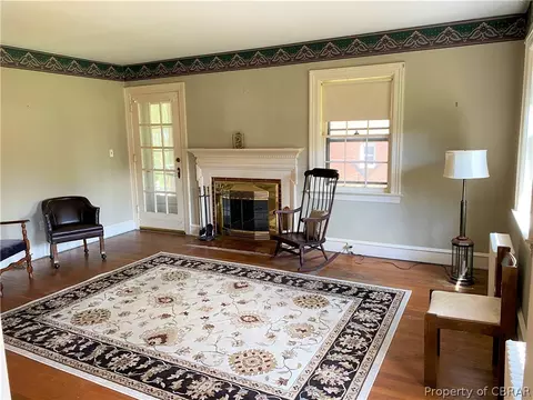 6709 Main St, Gloucester, VA 23061 photo 5