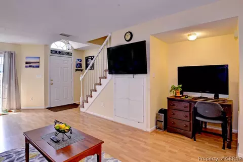 709 Queens Path, Williamsburg, VA 23185 photo 9