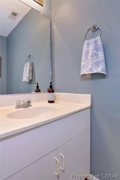 709 Queens Path, Williamsburg, VA 23185 photo 14