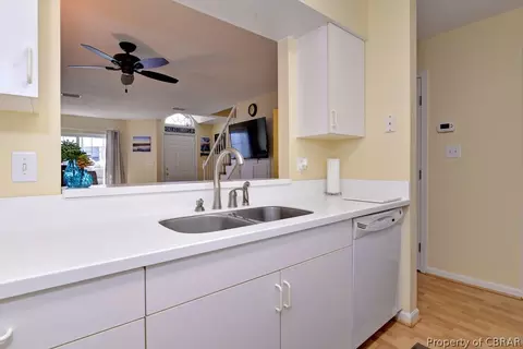709 Queens Path, Williamsburg, VA 23185 photo 13