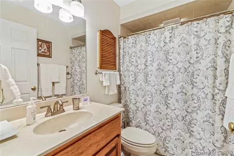 8185 Manor Dr, Gloucester, VA 23061 photo 22