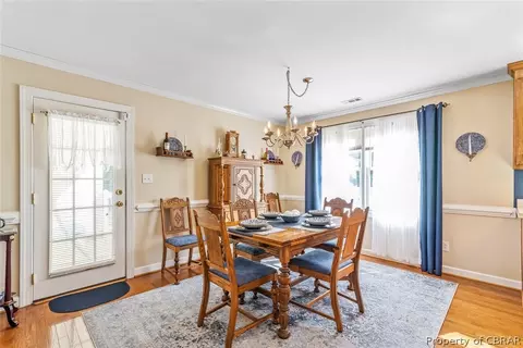 8185 Manor Dr, Gloucester, VA 23061 photo 7