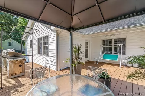 8185 Manor Dr, Gloucester, VA 23061 photo 29