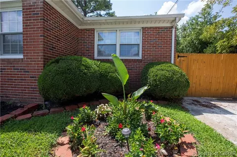 131 Westbrook Dr, Hampton, VA 23666 photo 5