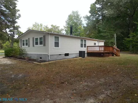 Exterior - 6165 Ark Rd, Gloucester, VA 23061 photo 3 of 5
