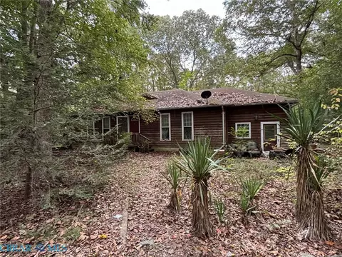 355 Raven Rd, Saluda, VA 23149 photo 5