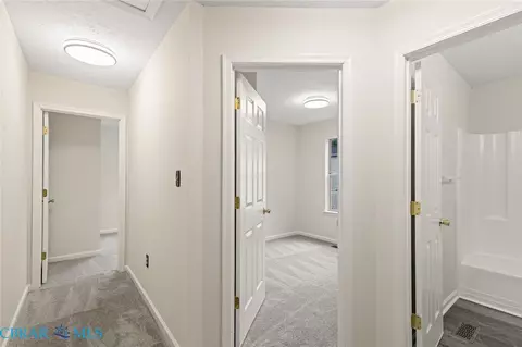Entry Way - 406 Atlantic Ave, Hampton, VA 23664 photo 3 of 3