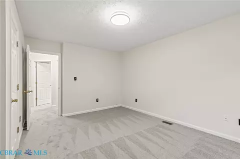 Bedroom - 406 Atlantic Ave, Hampton, VA 23664 photo 3 of 10