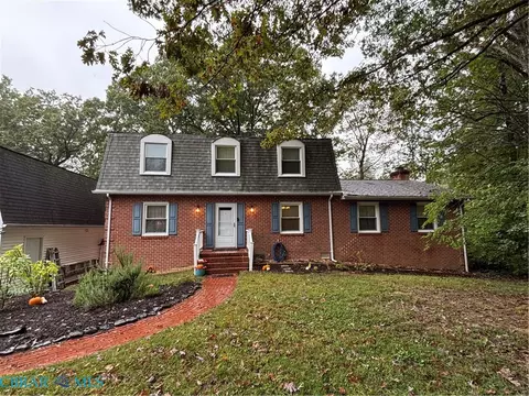 4030 Dogwood Dr, West Point, VA 23181