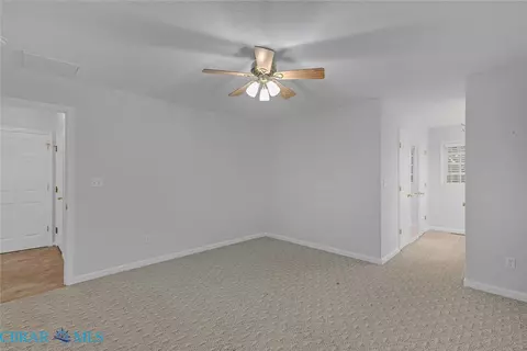 7095 Hunters Pointe Dr, Gloucester, VA 23061 photo 23