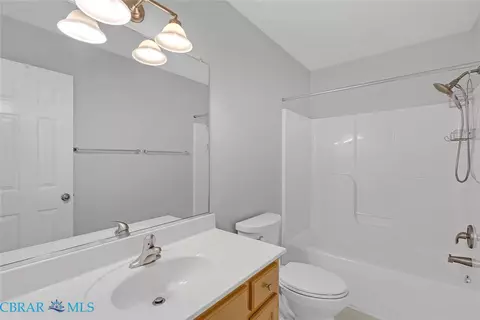 7095 Hunters Pointe Dr, Gloucester, VA 23061 photo 29