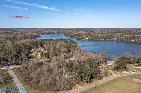 39-40 Forest Ln, Lancaster, VA 22503 photo 6