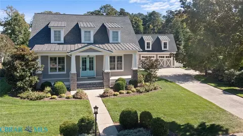 10967 Live Oak Ct, Midlothian, VA 23113