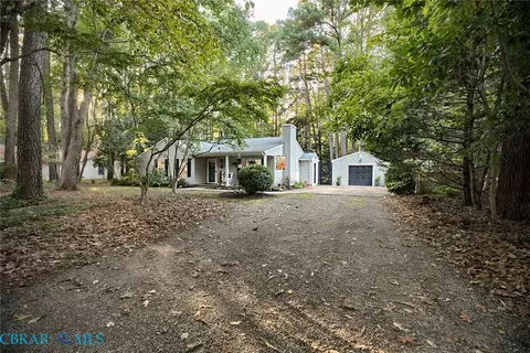 Exterior - 4283 Bufflehead Dr, Gloucester, VA 23061 photo 6 of 7