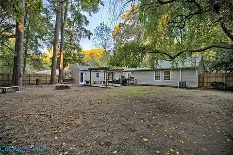 Exterior - 4283 Bufflehead Dr, Gloucester, VA 23061 photo 5 of 7
