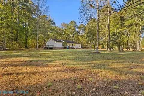 7472 Wagon Run Rd, Gloucester, VA 23061 photo 25