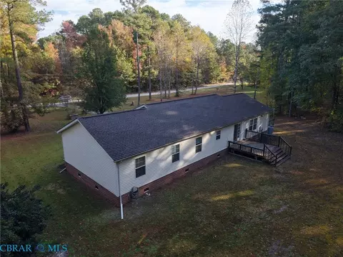 7472 Wagon Run Rd, Gloucester, VA 23061