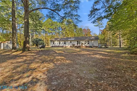 7472 Wagon Run Rd, Gloucester, VA 23061 photo 28