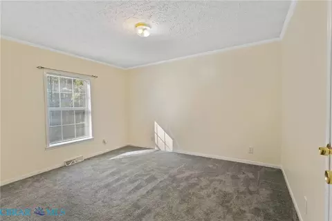 7472 Wagon Run Rd, Gloucester, VA 23061 photo 8