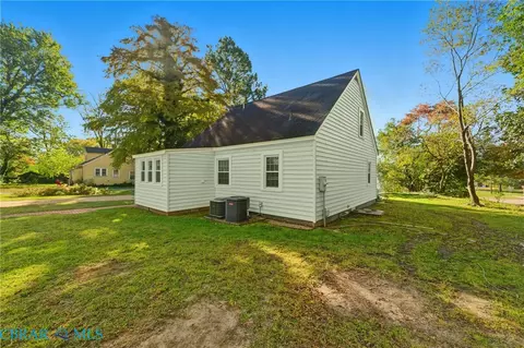 6837 Ware House Rd, Gloucester, VA 23061 photo 6