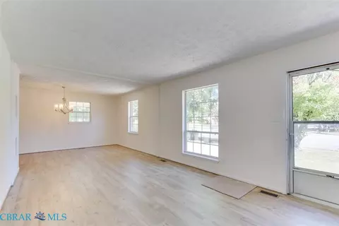 1419 Aberdeen Rd, Hampton, VA 23666 photo 8