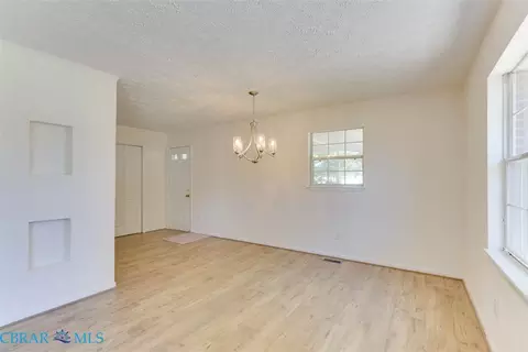 1419 Aberdeen Rd, Hampton, VA 23666 photo 11