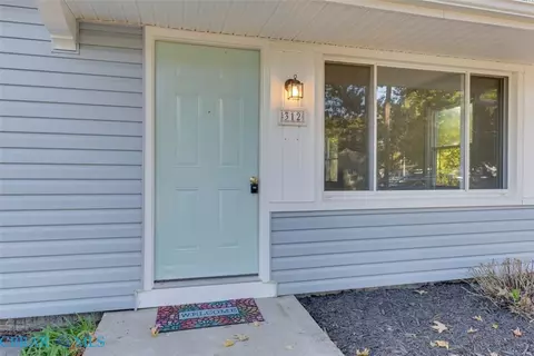 312 Shawen Dr, Hampton, VA 23669 photo 5