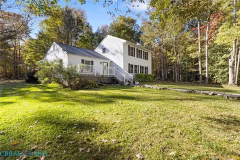 10156 Burkes Pond Rd, North, VA 23128