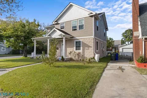 2800 Mapleton Ave, Norfolk, VA 23504 photo 3