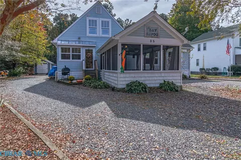 35 Jacobs Dr, Reedville, VA 22539