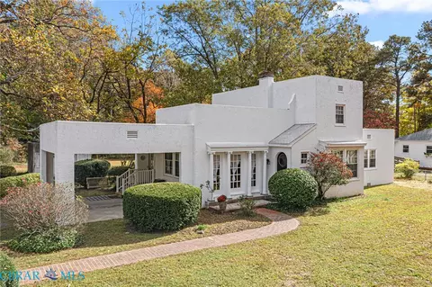 171 Beach Rd, White Stone, VA 22578