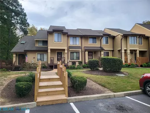 204 Bridgewater Dr, Newport News, VA 23603