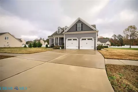 5941 Roland Smith Dr, Gloucester, VA 23061 photo 3