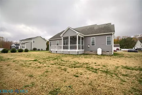 5941 Roland Smith Dr, Gloucester, VA 23061 photo 8