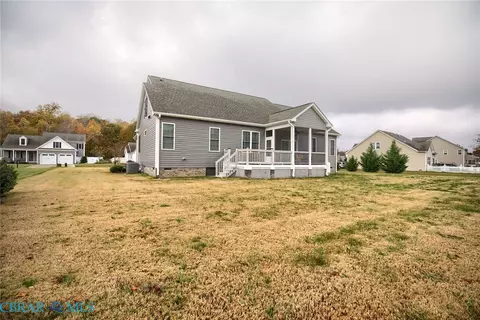 5941 Roland Smith Dr, Gloucester, VA 23061 photo 5