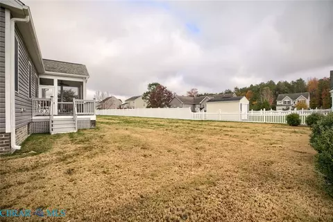 5941 Roland Smith Dr, Gloucester, VA 23061 photo 7
