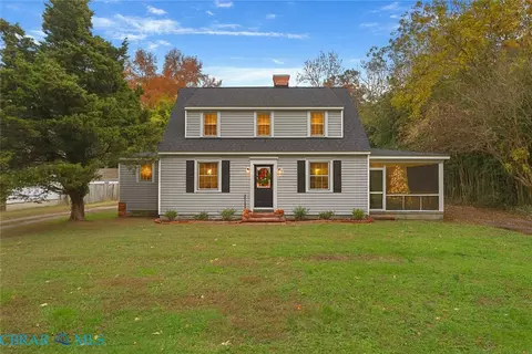 1805 Windmill Point Rd, White Stone, VA 22578
