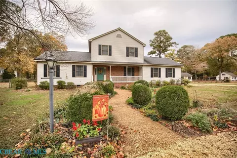 192 Weston Hall Rd, Port Haywood, VA 23138