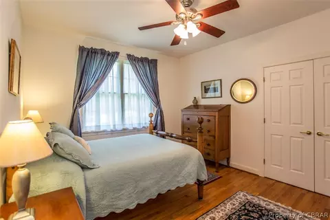 7330 Creekview Rd, Gloucester, VA 23061 photo 18