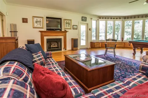 7330 Creekview Rd, Gloucester, VA 23061 photo 15