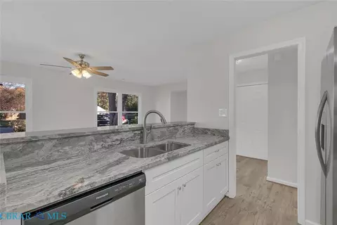 115 Piedmont Ave, Hampton, VA 23661 photo 21