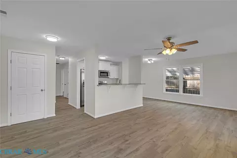 115 Piedmont Ave, Hampton, VA 23661 photo 12