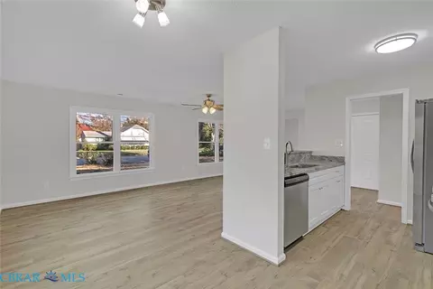 115 Piedmont Ave, Hampton, VA 23661 photo 18